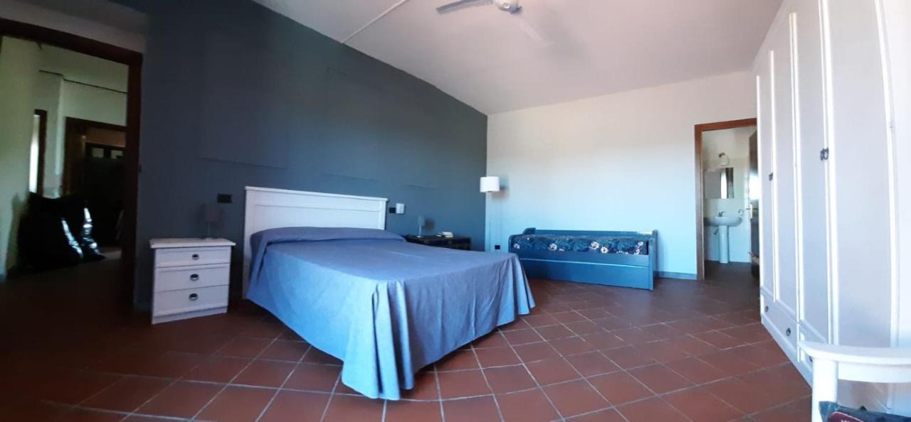 Agriturismo Calendiluna Luni ภายนอก รูปภาพ